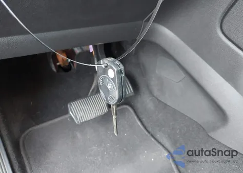 2016 Ford Escape S z USA, uszkodzony, nr VIN 1FMCU0F77GUC18621